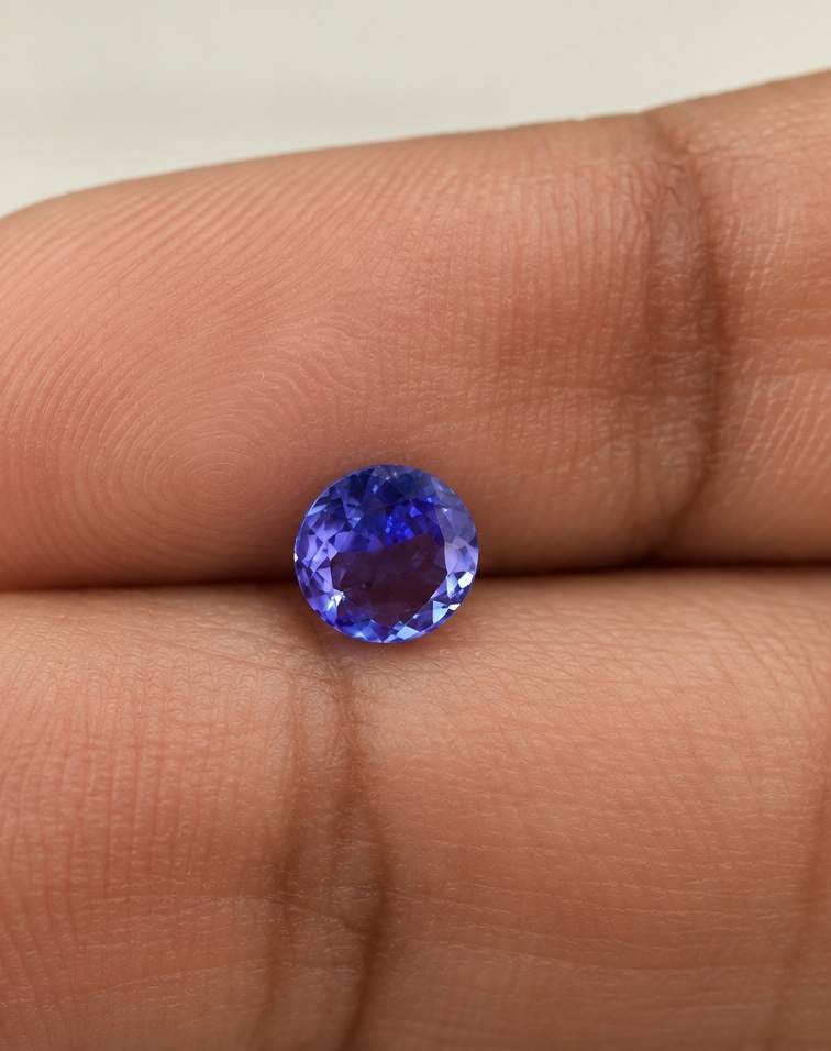 Round Tanzanite · 5 mm — photograph 2